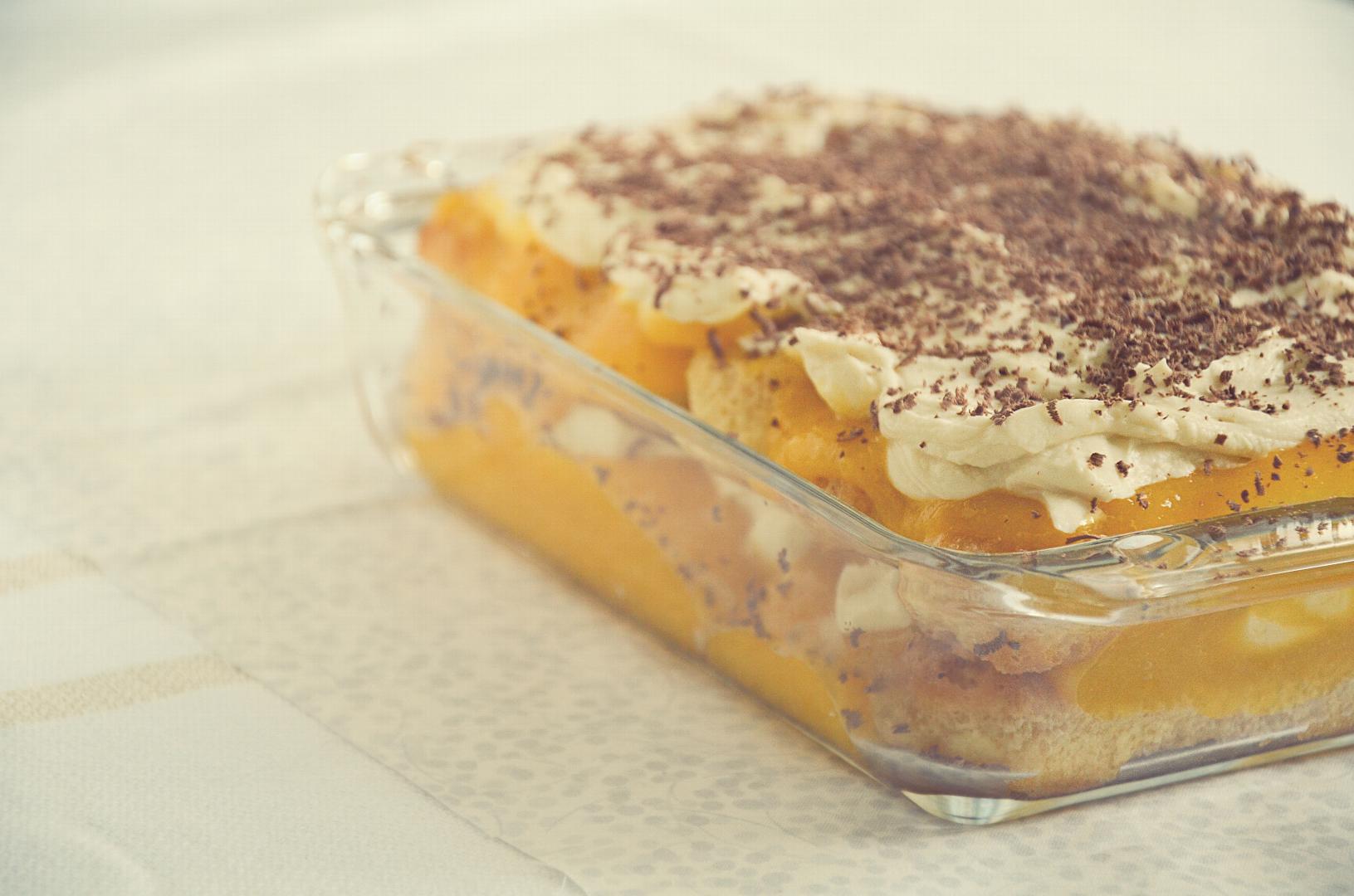 Tiramisù mit Früchten